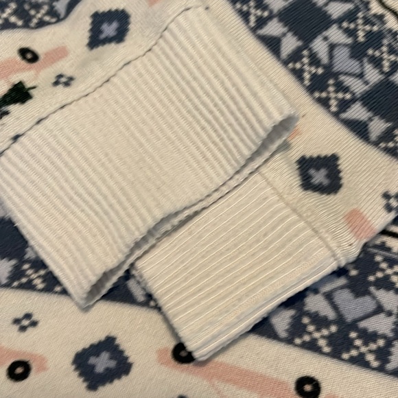 Used top size L by Lauren Conrad - Picture 2 of 8